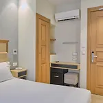 Praza Quintana Hotel 3*