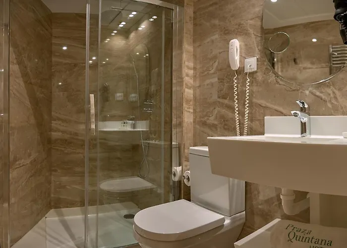Praza Quintana Hotel 3*
